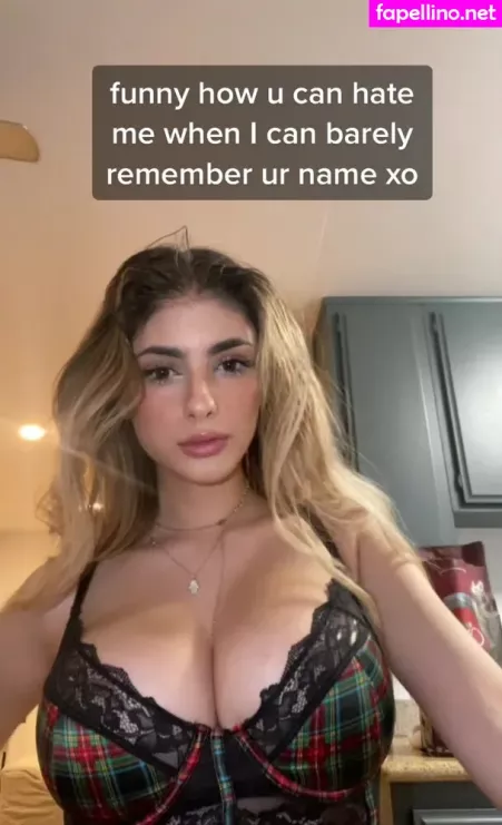 Chloe Simon OnlyFans Thumbnail #wbTYyUKWgC