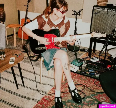 Chloe Slater OnlyFans Thumbnail #LUcH1NADa1