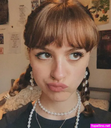Chloe Slater OnlyFans Thumbnail #MxgHgt61Ud