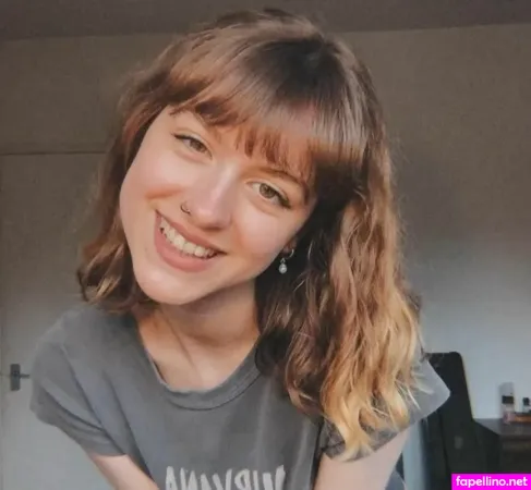 Chloe Slater OnlyFans Thumbnail #XoVokC8BKN