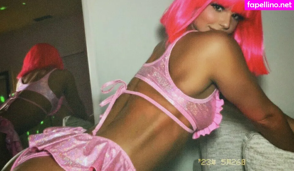 chloeeswain, khlomoneyyyy Nude Leaked OnlyFans Photo #O24aY3pkVL