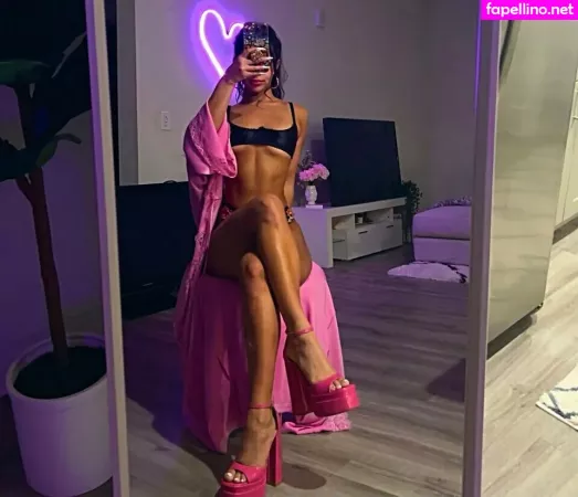 Chloe Swain OnlyFans Thumbnail #Vzt0u5TLGd