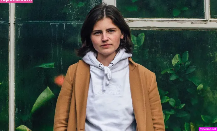 Chloe Swarbrick Main Profile Photo