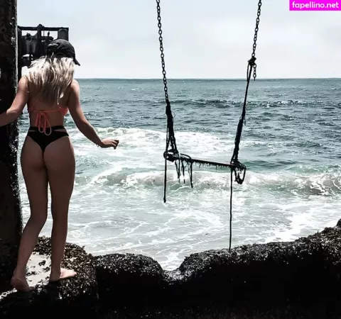 Chloe Taylor OnlyFans Thumbnail #02MZEyrZ05