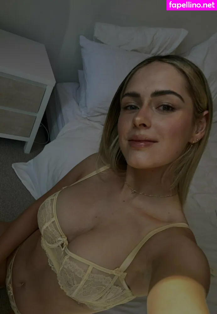 chloe.uncut, chloeveitchofficial Nude Leaked OnlyFans Photo #BXb6VP5OUL