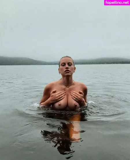 Chloe Verhagen OnlyFans Thumbnail #Tazo5uYZQA