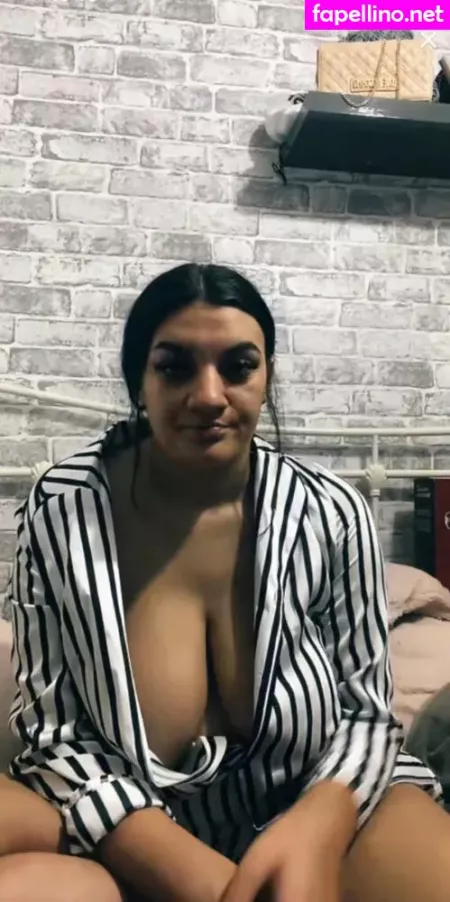 Chloe Whitham OnlyFans Thumbnail #vutZuCKQNJ
