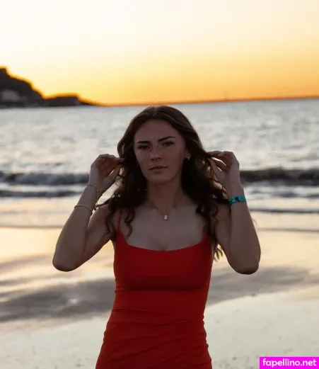 Chloe Williams OnlyFans Thumbnail #fKEtWEUCvo