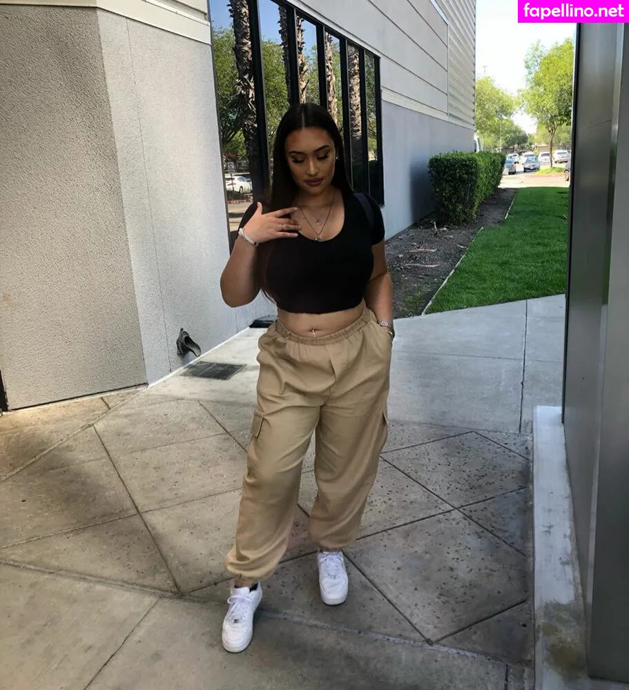 ch111oe, chloe_b_chloe, chloebailey, liefhebbers12 Nude Leaked OnlyFans Photo #ItF7JI57Kd