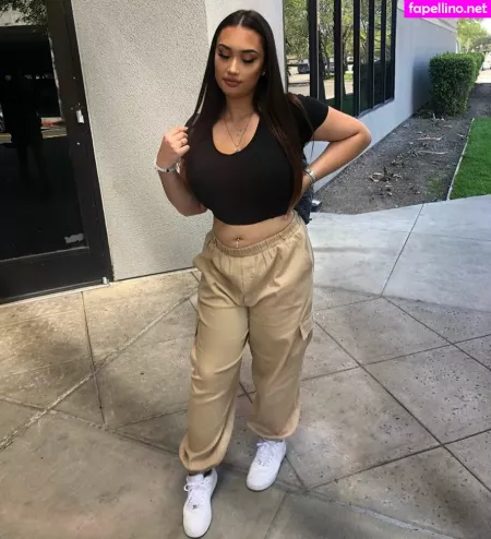 Chloe OnlyFans Thumbnail #KqlwfbJsEG