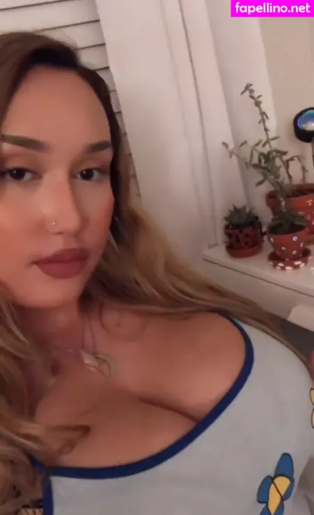 Chloe OnlyFans Thumbnail #crSjhvnSeU