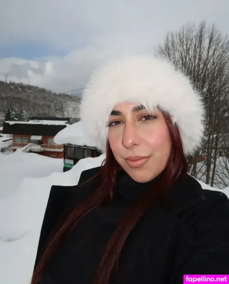 Chloeaire Main Profile Photo