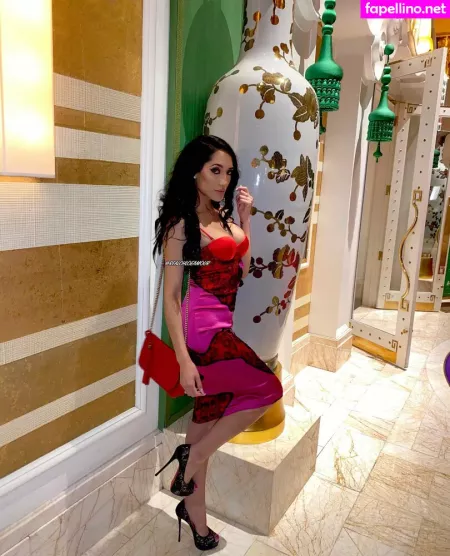 Chloeamourfree OnlyFans Thumbnail #3KoVkE9iqV