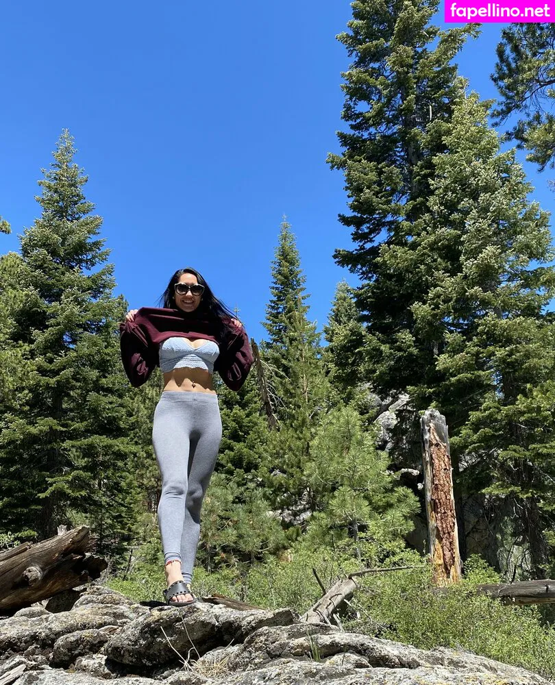 chloeamourfree, chloepmooree Nude Leaked OnlyFans Photo #MvbV91ArXJ