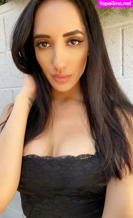 Chloeamourfree OnlyFans Thumbnail #pujs3mSqFm