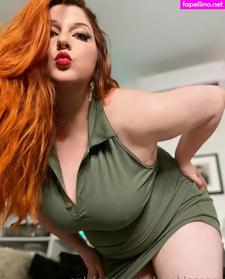 Chloeblossom 2 OnlyFans Thumbnail #GOEZXI4iDy