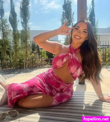 Chloebrockett 4 OnlyFans Thumbnail #FrF3X3Sj4F