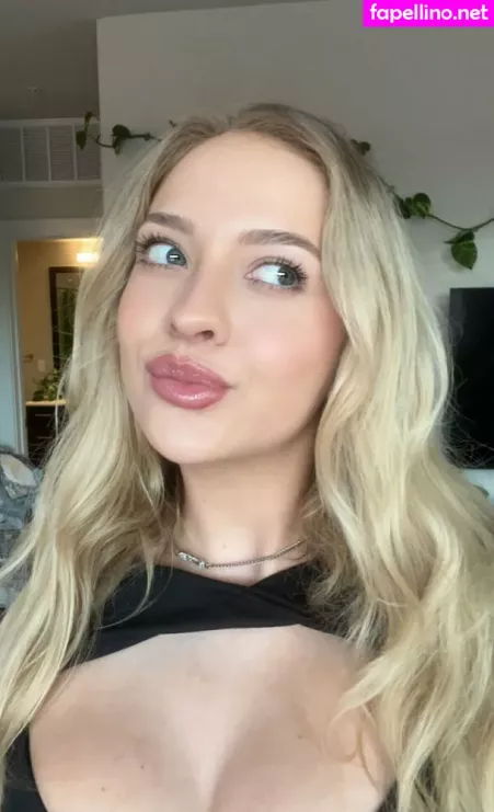 Chloecarterxoxo OnlyFans Thumbnail #232AVzBZUL