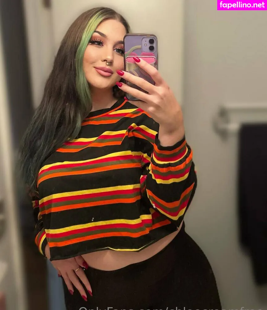 chloecray, chloecreamfree Nude Leaked OnlyFans Photo #f1vimxgWN8