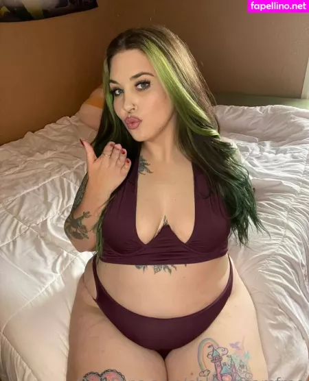 Chloecreamfree OnlyFans Thumbnail #q0ua9hU4js