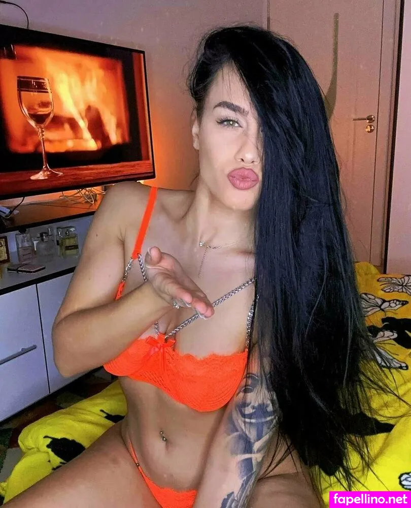 chloebbbb, chloeebu Nude Leaked OnlyFans Photo #9zaz47U3LT