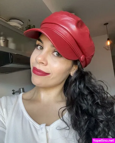 Chloeeclark OnlyFans Thumbnail #BEZAkoY0TN