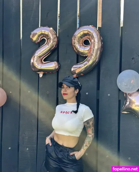 Chloeeclark OnlyFans Thumbnail #CE1QAX5rKY