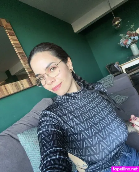 Chloeeclark OnlyFans Thumbnail #SHgmTz09AS