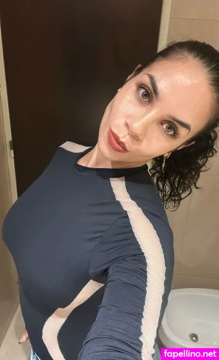 Chloeeclark OnlyFans Thumbnail #urDVEYQ8gP