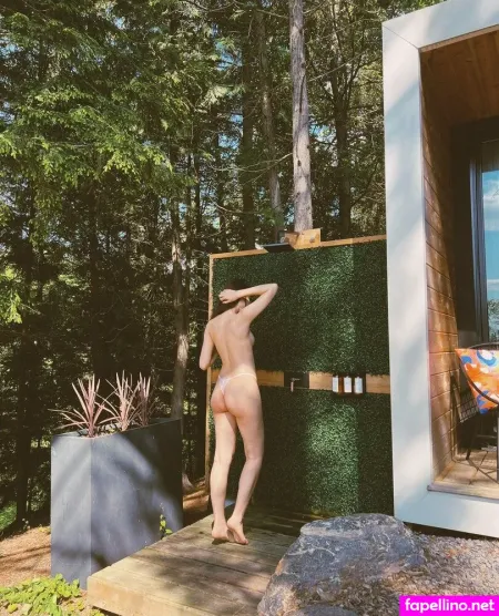 Chloeeeeecreamy OnlyFans Thumbnail #80aoRjIOx1