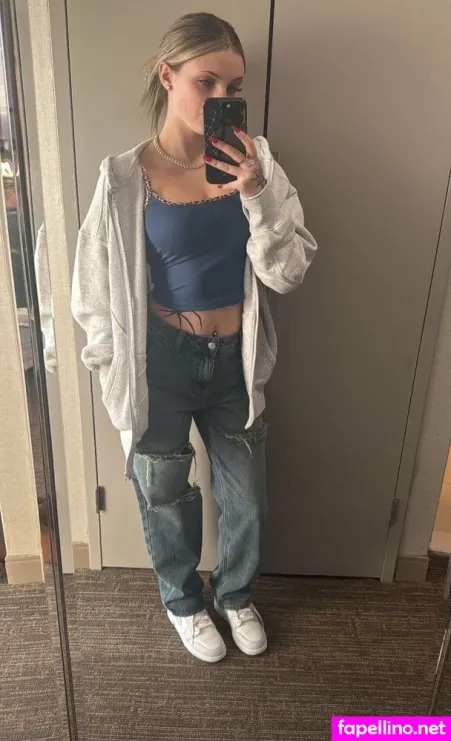 Chloeessecret OnlyFans Thumbnail #6CCOcY7KQl