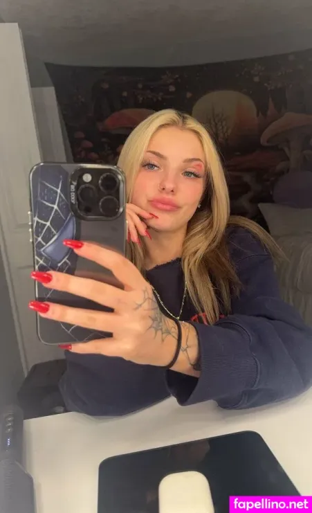 Chloeessecret OnlyFans Thumbnail #CqhKU0Ph8N