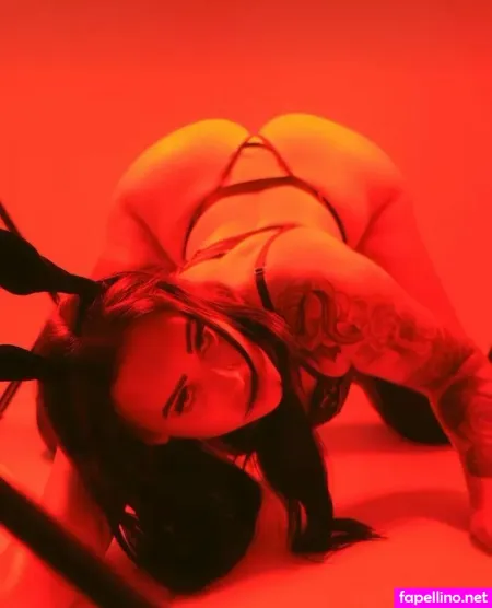 Chloeh Darkfemininity Main Profile Photo