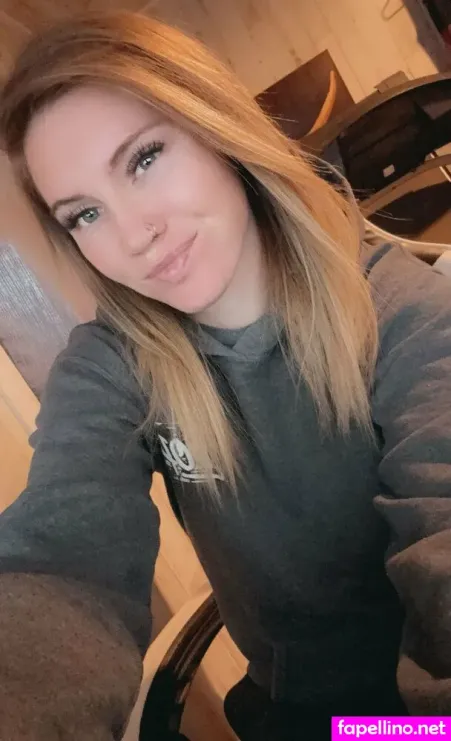 Chloeklinexo OnlyFans Thumbnail #9bqbG18ctz