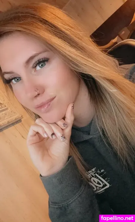 Chloeklinexo OnlyFans Thumbnail #pxKaeVy9vp