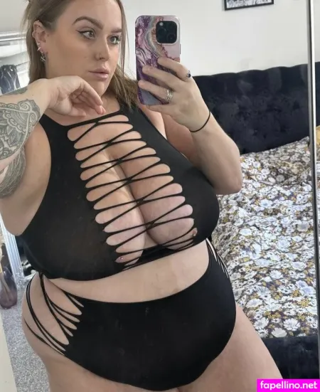 Chloelouisehattonox 1 OnlyFans Thumbnail #gme1ilPg5X