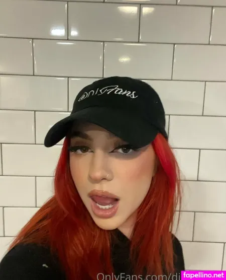 Chloelovesme OnlyFans Thumbnail #TUaHH6JyR3