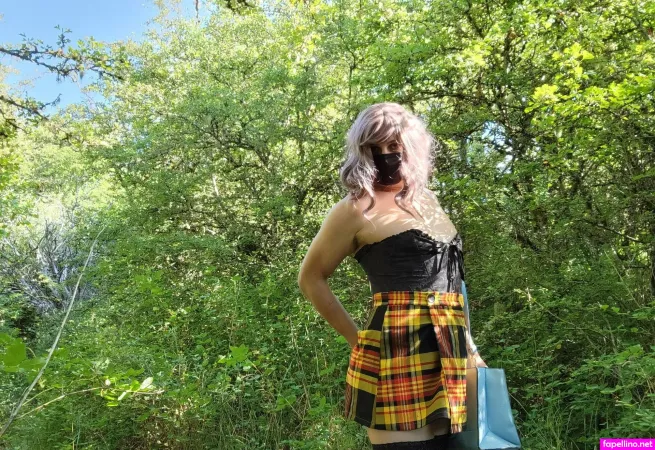 Chloelynnschool4sissies OnlyFans Thumbnail #LMEaB2b7BB