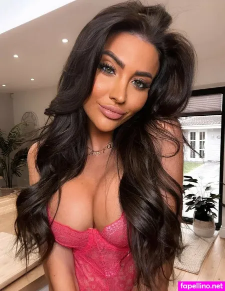 Chloemaymcbride Main Profile Photo