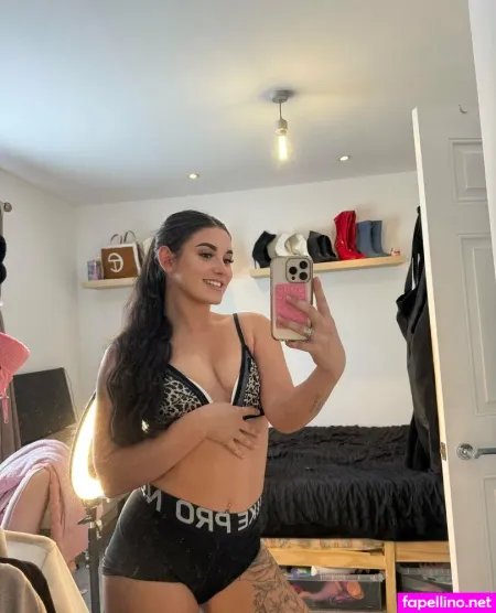 Chloemckay2 OnlyFans Thumbnail #G6UB68aBb6