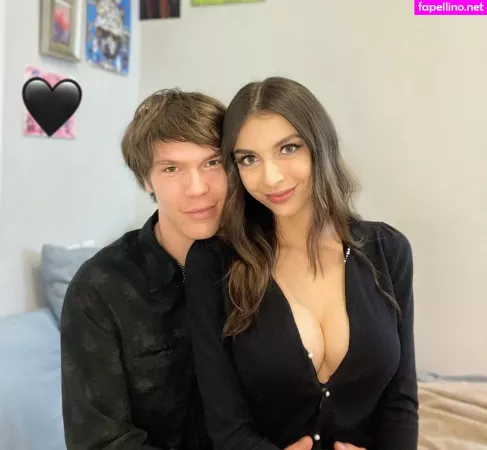 Chloenight OnlyFans Thumbnail #Em2kSFt2Bl