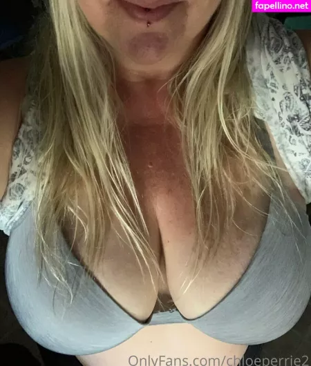 Chloeperrie2 OnlyFans Thumbnail #McvmiDGRri