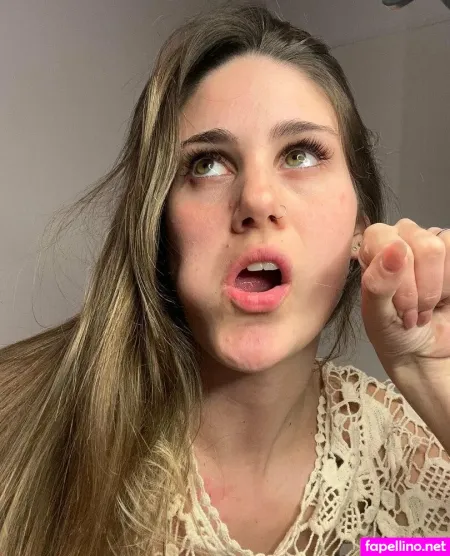 Chloesdiary OnlyFans Thumbnail #5BUkBHzrYx