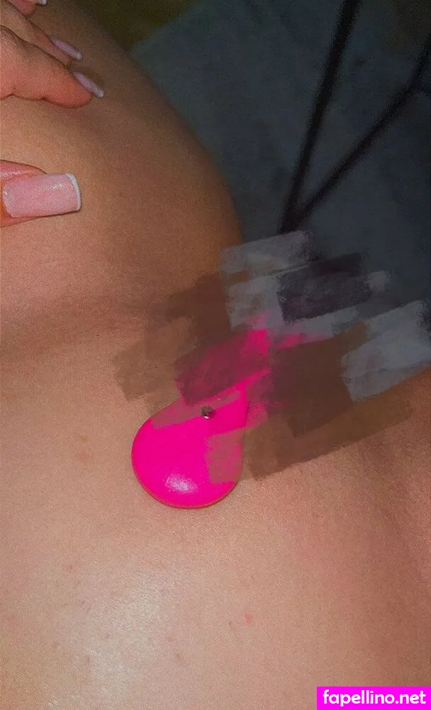 chloelouisecreates, chloeslittlesecretfree Nude Leaked OnlyFans Photo #Fl1niSvARr