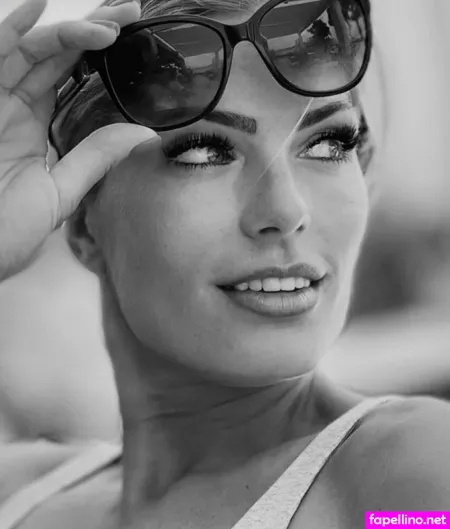 Chloesmith Model OnlyFans Thumbnail #F47J7iMIOb