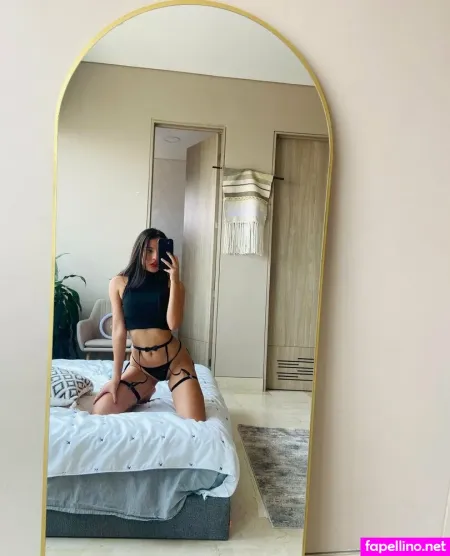Chloestarsxo OnlyFans Thumbnail #2yVgHpM5sQ