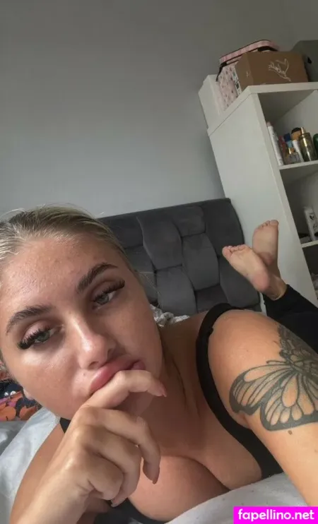 Chloewxlker 1 OnlyFans Thumbnail #LORVq55lT2