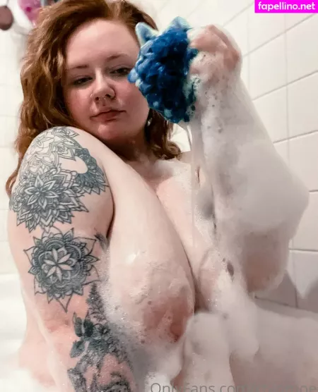 Chlomoe OnlyFans Thumbnail #LW5zxjCYfz