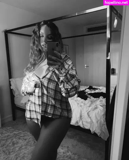 Chloxo22 OnlyFans Thumbnail #Q4XFMYGPvo