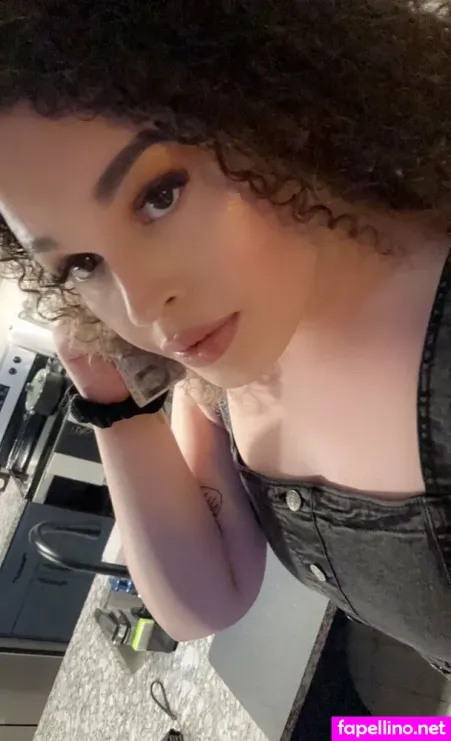 Chocharicaa OnlyFans Thumbnail #Hti8OBvVC4